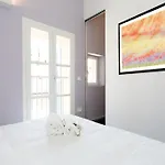 Апартаменты Floor2 Beds W/sea Wiew