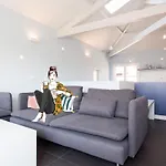 Floor2 Beds W/sea Wiew Апартаменты
