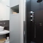 Floor2 Beds W/sea Wiew